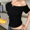 15048072-2557-4463-b1c4-6cf4019ea3e3.jpg Asymmetric Collar Short-sleeved Top for Fashionable Women