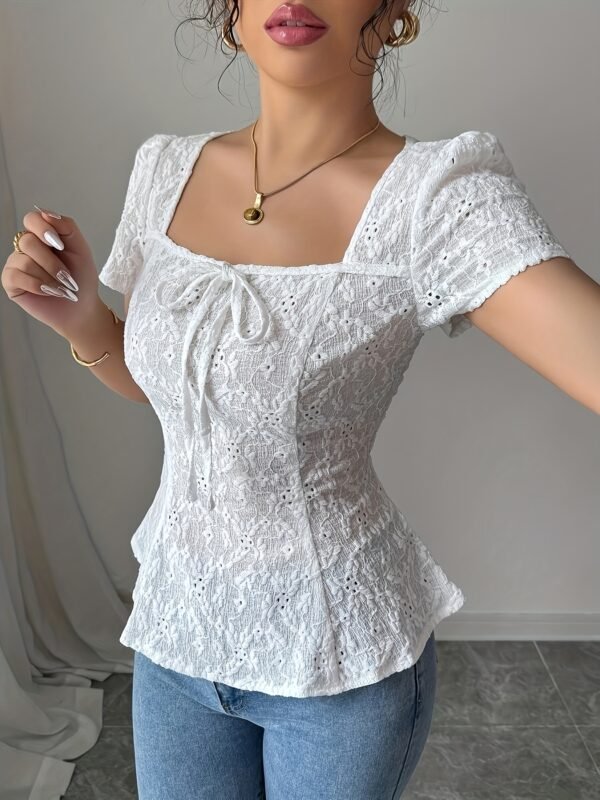 17f6a8bc-1da2-42d9-b75a-d83a8921089e.jpg Women'S Commuter Elegant Solid Color Hollow Embroidery T-Shirt