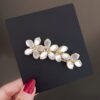 2fbdcd76-ca90-4dc2-af3d-e48725898a14.jpg Cat-Eye Floral Hairpin Elegant Flower Design Hair Accessory
