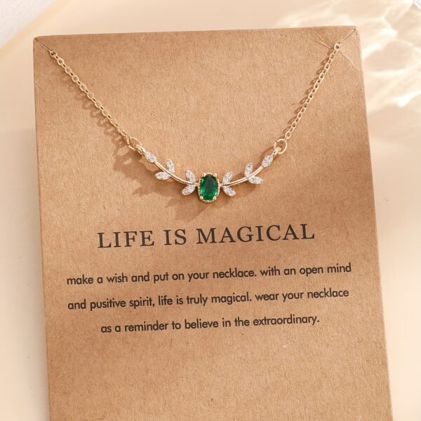 314248694add5b30656d3a85b4c82ed8.jpg Leaf Branch Zircon Necklace Elegant Nature-Inspired Pendant