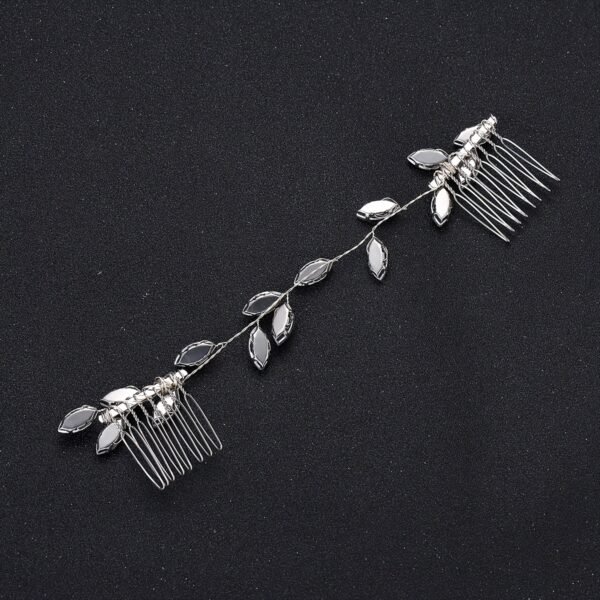 3404816d-9ff9-479f-bc7e-460186319955.jpg Elegant Crafted Hair Comb Clip Classic Women’s Hair Accessory