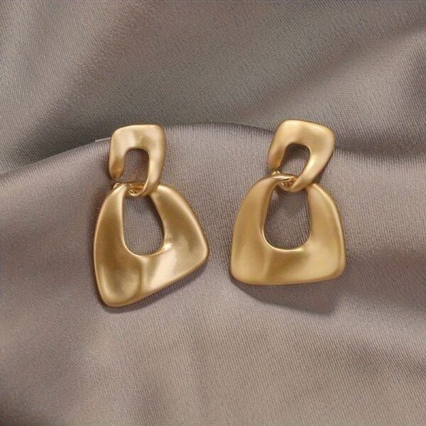 4b6b00ba-916e-4563-9f6c-eac02286d69b.jpg Irregular Geometric Earrings Minimalist Fashion Statement Jewelry