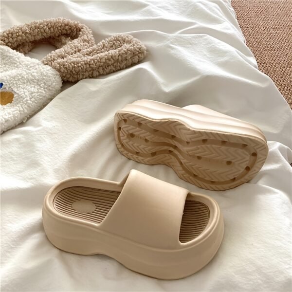 9235a958-3624-48e0-a373-76d4f30383e8.jpg New Summer EVA Platform Height-Increasing Slippers for Women