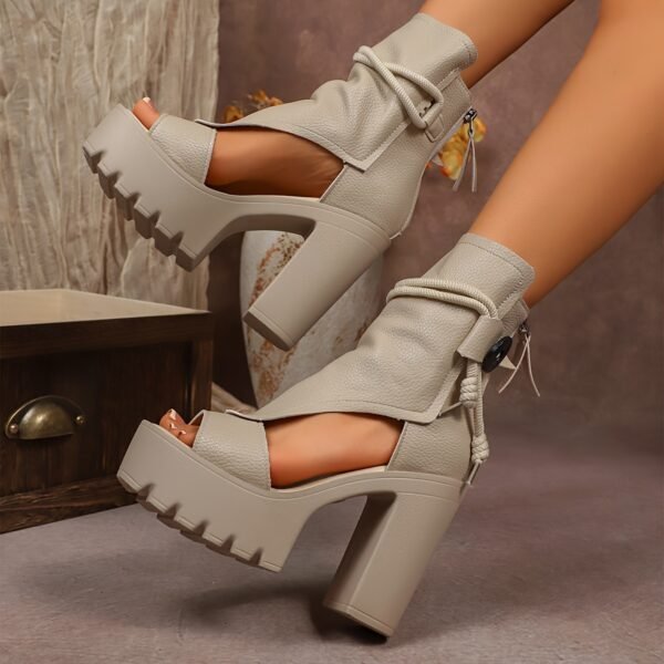 Retro Plus-Size High Heel Sandals Stylish Comfort Fit Heels