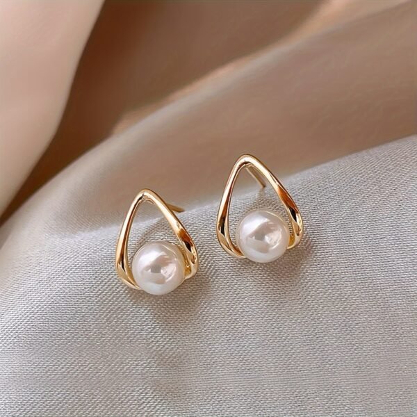99a4c4a6-a8f9-4b53-ae68-3562f7b6c561.jpg French Teardrop Pearl Stud Earrings Elegant Geometric Daily Jewelry